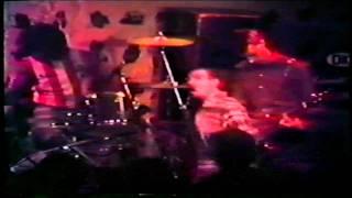 Dead Kennedys Portland 1983 04. Buzzbomb