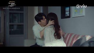Wi Ha Joon & Jung Ryeo Wons Morning Kiss  The Midnight Romance in Hagwon EP 8  Viu Original EN