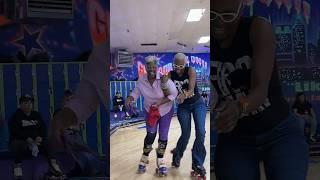 IS AUNTIE A WHOLE VIBE  #lifeoftheskateparty #rollerskating #blackgirlmagic