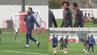 Ruud van Nistelrooy Leny Yoro Bruno Fernandes & Manchester United training session for Europa