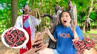 THỬ THÁCH Trốn Zombies Không Bị Phát Hiện  Khu Rừng Zombie Đáng Sợ  Trang Vlog