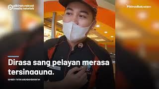 Sungguh Terlalu Video Seorang Pelanggan Ini Menjadi Viral