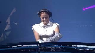 Anne Louise Live  White Party Bangkok Presents First Contact 2024