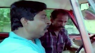 അപ്പം ക്ലച്ച് ഇടുമ്പം ഗിയർ അമർത്തനമല്ലേ ?  Mamukoya & Sreenivasan Comedy Scene
