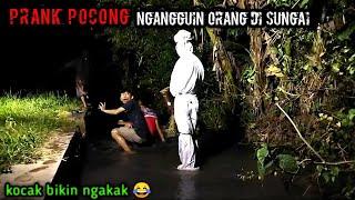 Prank pocong suka ngintip cowok mandi  mandi di sungai  auto bikin panik 