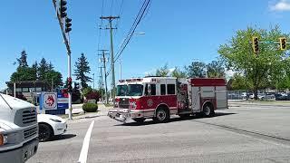 HORN vs IDIOT DRIVER Surrey Fire Rescue 6 Responding Code 3