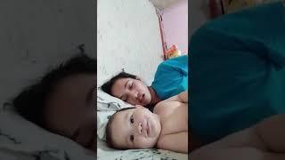 SLEEPY MOMMY vs WIDE AWAKE BABY