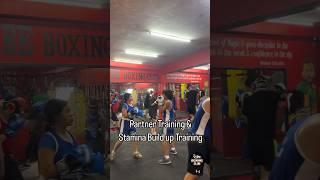 Partner defense & Stamina buildup training by @Ezecoach #boxing #thevibeboxingclub #boxingclass