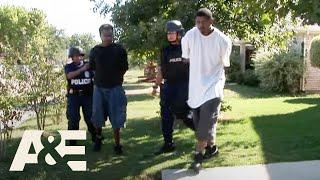 Dallas SWAT Armed Robbery Suspects Hide In Random Persons House  A&E