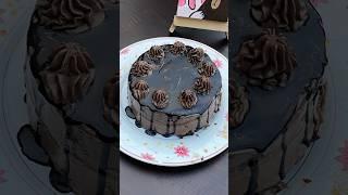 Easy Chocolate Cake Decorating Idea #shorts #cake #cakedecoratingideas #cakedesign #cakedecoration