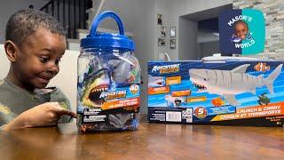 Adventure Force 40 pcs Ocean Life Bucket and Megalodon Shark Crunch & Carry Case - TOY REVIEW