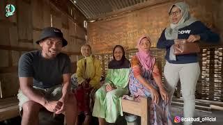 MENGUNJUNGI KEMBALI MAK JU MAK SU DAN MAK SAH TIGA NENEK YANG TINGGAL DI ATAS BUKIT