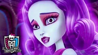 Spectra You Have A Boat to Catch  Haunted Sneak Peak  Monster High