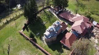 Manastir Poganovo kanjon reke Jerme i selo Vlasi 4k aerial