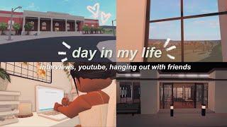  slice of life vlog  interviews hanging out with friends living alone  bloxburg roleplay 