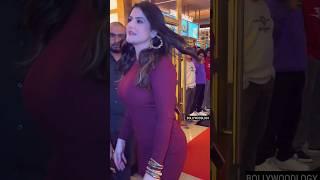 Oh My God...Zareen Khan husband is very lucky right?  Bollywoodlogy  Honey Singh Songs