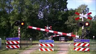Spoorwegovergang Haarle  Dutch railroad crossing