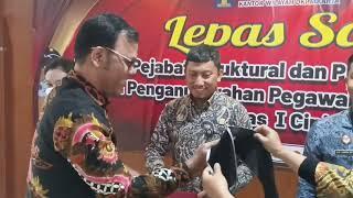 Lepas Sambut Pejabat Administrasi Purnabakti & Berikan Penghargaan Bagi Pegawai Berprestasi