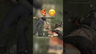 Eating Pizza on Enemies bodies is wild I killed them