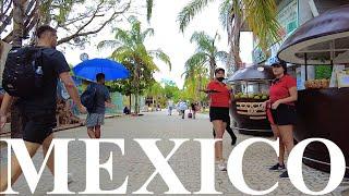 Playa Del Carmen NORTH SIDE Of 5th Avenida Walking Street  MEXICO