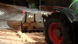 Fendt 724 Vario Snow removal