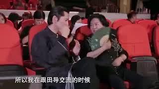 【胡歌HuGe】《故事里的中国》拍摄现场被表扬时害羞的胡歌