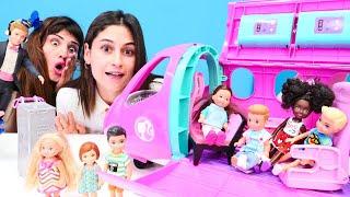 23 Nisan videosu. Pink Havayolları çocuklar ile gezi yapıyor Ayşe ve Ümit ile kız oyunları