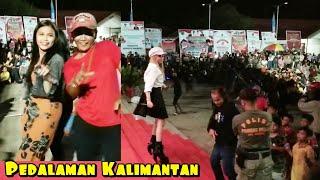 SUASANA DI PEDALAMAN KALIMANTAN_Camelia Malik Rekayasa Cinta_Gadis Dayak di MahuluPerbatasan NKRI