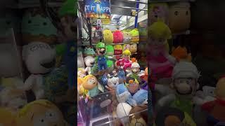 Capturing Princess Peach From Claw Machine #shorts #clawmachine #arcade #supermario