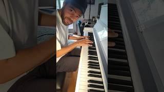 When Louis meets the piano #ladaniva #youtubeshorts #live #piano