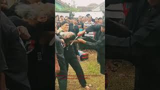 ATRAKSI EKSTRIM  EBEG  KUDA LUMPING TURONGGO AJI KUSUMO KALISARI SUMAMPIR KEC.PURWOKERTO UTARA