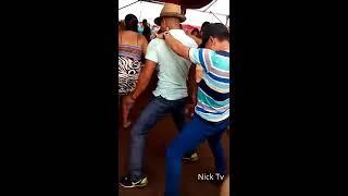 Marroneo reggaeton gays bailando en tubo chapa - Gays boys dance party #marroneo #perreo