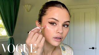 Selena Gomezs Guide to the Perfect Cat Eye  Beauty Secrets  Vogue