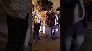 مباشرة من الدار البيضاء ..استنفار أمني كبير بشارع العنق بعد تراشق شباب بالحجارة ليلة عاشوراء
