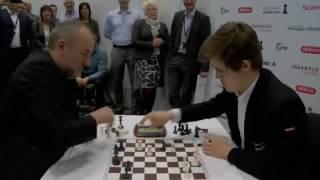 Самый быстрый игрок в шахматы  Магнус Карлсен