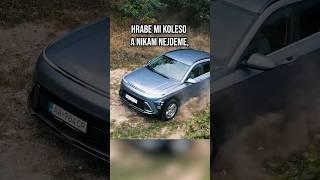 Hyundai Kona má DCT automat a FWD. To pre terén nie je. No prekoná prekážky... #topspeedsk