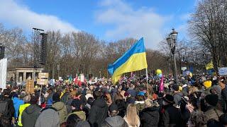 #StandWithUkraine - EKD-Ratsvorsitzende Annette Kurschus auf der Friedenskundgebung in Berlin