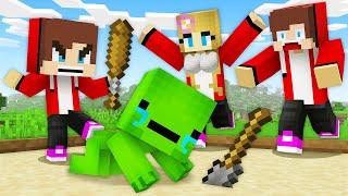 Why BABY JJ ATTACKED Mikey? JJ FAMILY Save BABY Mikey in Minecraft - Maizen