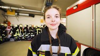 Frauen bei der Feuerwehr I Julia