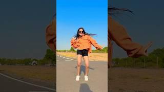 Dhum tek️#trending #dance #short #youtubeshorts #nandini091013 #shorts