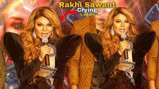 When Reporter Asked Question About her life Rakhi Sawant got Emotional And Started Crying Loudly