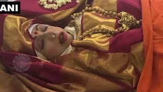 Sridevis DEAD BODY Dressed As A Bride With Entire Family  Sridevi Funeral