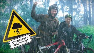 Macht keine Bikepacking Tour bei Unwetterwarnung 