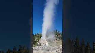 Lone Star One Of My Favorite Geysers Erupting On A Yellowstone Bluebird Sky Day