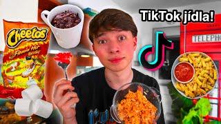 Zkouším Virální TIKTOK JÍDLA chipsy z těstovin mugcake a víc  tadeas