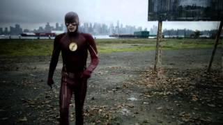 The Flash S2E18 - Barry uses the tachyon deviceBarry returns from Supergirls Earth