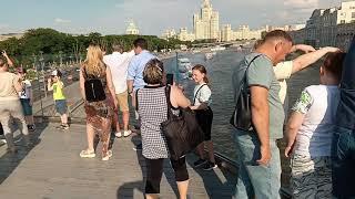 Парк Зарядье Парящий мост Морские прогулки Москва 2024 Москворецкая набережная
