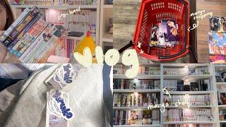 manga shopping + haul reading manga l vlog 