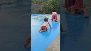 MERANGKAK #anak #anakanak #hanifah #khalifah #viral #viralvideo #viralshorts