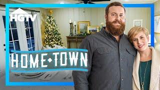 Christmas in July Couple Gets Fresh Start in Cozy Home - Full Episode Recap  Home Town  HGTV